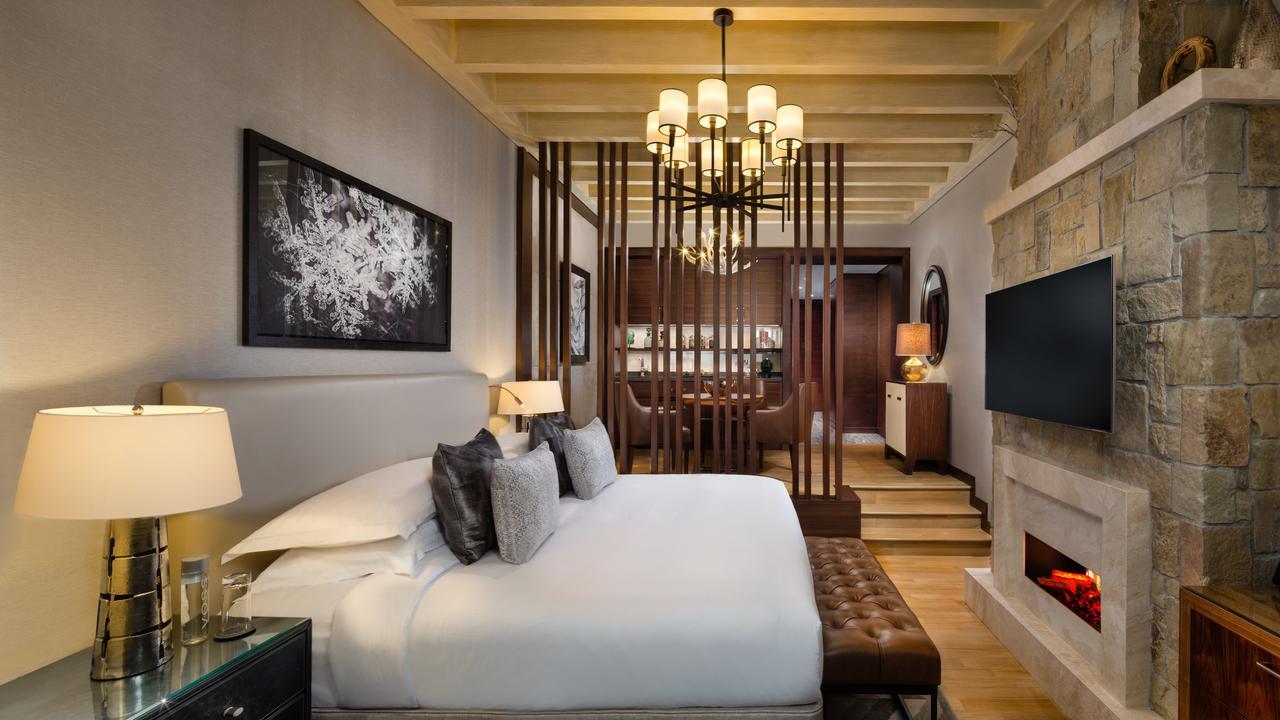 Aspen Chalets By Kempinski Hotel Mall Of The Emirates Dubai Exterior photo